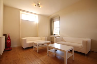 Swinburn Place, Newcastle Upon Tyne, Newcastle - Image 2